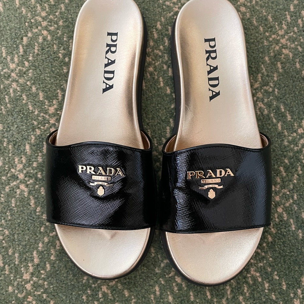 Prada Patent Saffiano Logo Pool Slide Sandal